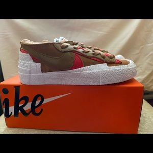 Brand new, never worn Nike Blazer low/Sacai’s